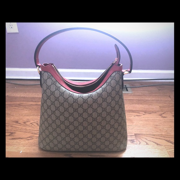 GG Supreme Tote Monogrammed - Picture 1 of 3